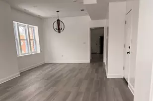 2101 Gunderson Ave, Berwyn, IL 60402 - Photo 8