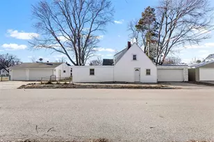 744 Drexel Blvd, Machesney Park, IL 61115 - Photo 1