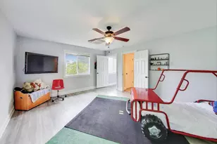 7215 Inverway Dr, Lakewood, IL 60014 - Photo 34