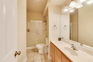 7215 Inverway Dr, Lakewood, IL 60014 - Photo 46