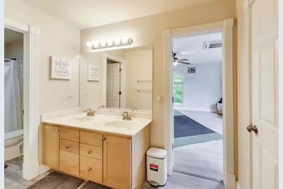 7215 Inverway Drive, Lakewood, IL 60014 - Photo 32