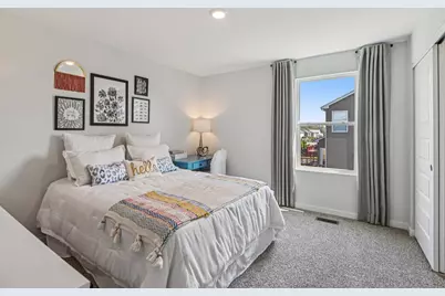 3002 Old Castle Road, Joliet, IL 60435 - Photo 14