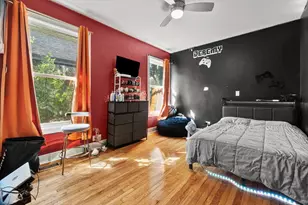 7937 S Luella Ave, Chicago, IL 60617 - Photo 12