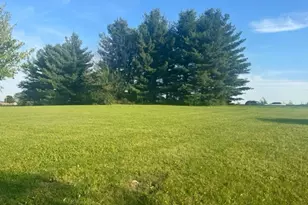 208 Flambeau Ln, Dixon, IL 61021 - Photo 1