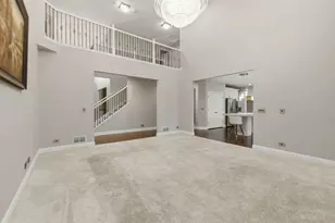 [Address not provided], Elgin, IL 60124 - Photo 18