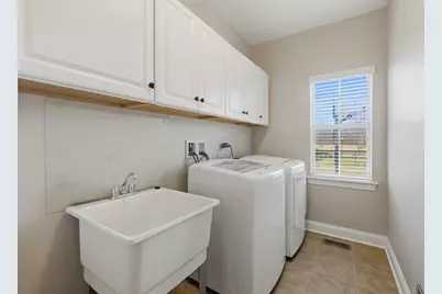 [Address not provided], Elgin, IL 60124 - Photo 38