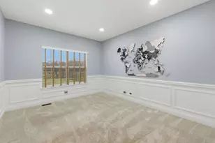 [Address not provided], Elgin, IL 60124 - Photo 20