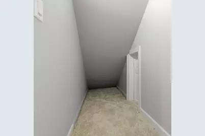 [Address not provided], Elgin, IL 60124 - Photo 46