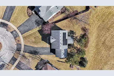 215 Alexandra Court, North Aurora, IL 60542 - Photo 32