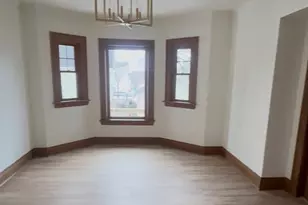 609 S 5th Ave, Saint Charles, IL 60174 - Photo 6