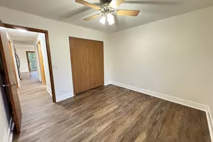 420 Heine Ave, Elgin, IL 60123 - Photo 10