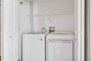 9355 Irving Park Rd, Schiller Park, IL 60176 - Photo 12