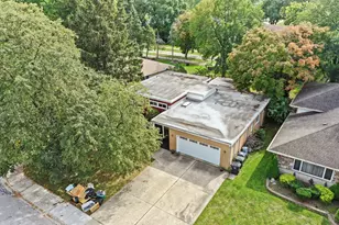 943 E 164th Ct, South Holland, IL 60473 - Photo 26