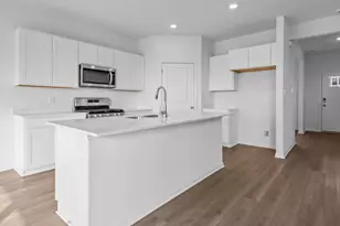 3004 Old Castle Rd, Joliet, IL 60435 - Photo 4