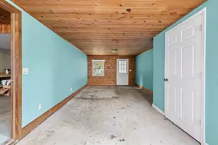 906 N State St, Marengo, IL 60152 - Photo 18