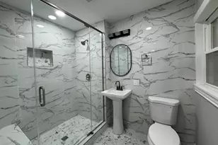 6236 N Francisco Ave, Chicago, IL 60659 - Photo 10