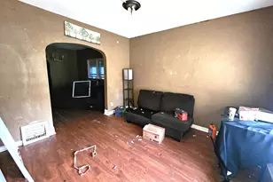 10623 S Perry Ave, Chicago, IL 60628 - Photo 4