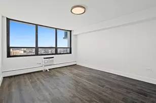 8801 W Golf Rd, Niles, IL 60714 - Photo 14