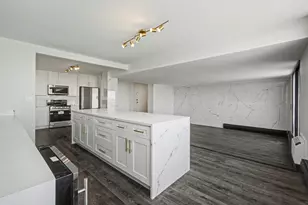 8801 W Golf Rd, Niles, IL 60714 - Photo 6