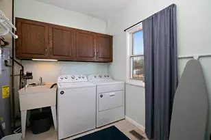 123 Crescent Ln, Cabery, IL 60919 - Photo 18