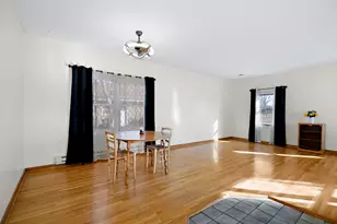 123 Crescent Ln, Cabery, IL 60919 - Photo 4