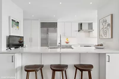 4170 N Marine Drive #23L, Chicago, IL 60613 - Photo 8