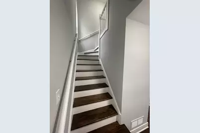 8023 S Yates Boulevard, Chicago, IL 60617 - Photo 16