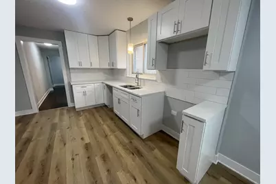 8023 S Yates Boulevard, Chicago, IL 60617 - Photo 10