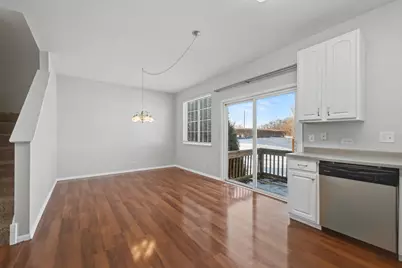 1823 Indian Hill Lane, Aurora, IL 60503 - Photo 10