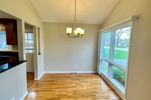 1243 S Mitchell Ave, Arlington Heights, IL 60005 - Photo 4