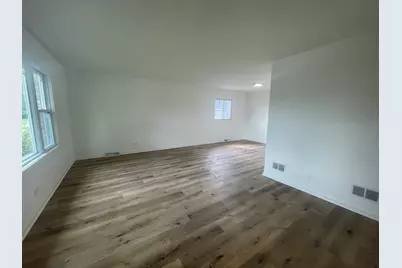 2220 W 158th Street, Markham, IL 60428 - Photo 4