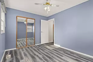 794 Farragut Ave, Romeoville, IL 60446 - Photo 6