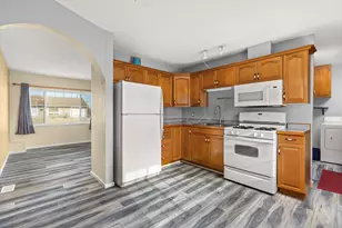 794 Farragut Ave, Romeoville, IL 60446 - Photo 12