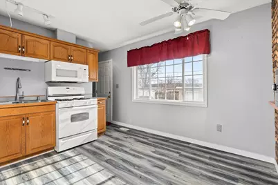 794 Farragut Avenue, Romeoville, IL 60446 - Photo 14