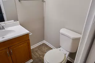 22627 Mission Dr, Richton Park, IL 60471 - Photo 8