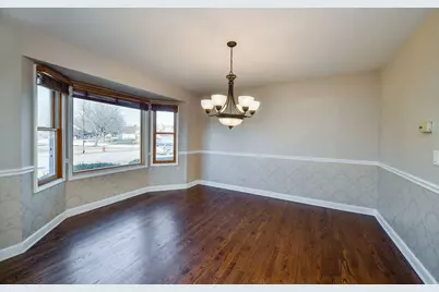 2657 Asbury Drive, Aurora, IL 60504 - Photo 4