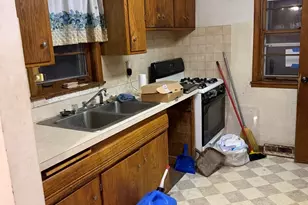 291 W Sauk Trail, Chicago Heights, IL 60411 - Photo 6