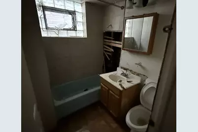 1134 N Leclaire Avenue, Chicago, IL 60651 - Photo 8
