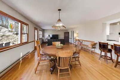 200 S Derbyshire Lane, Arlington Heights, IL 60004 - Photo 12