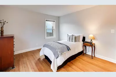 200 S Derbyshire Lane, Arlington Heights, IL 60004 - Photo 20