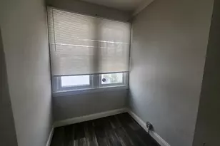 12211 S Wallace St, Chicago, IL 60628 - Photo 8