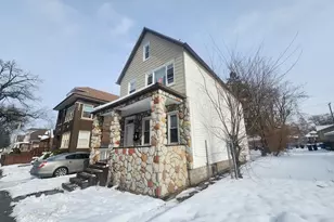 12211 S Wallace St, Chicago, IL 60628 - Photo 2