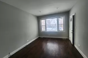 12211 S Wallace St, Chicago, IL 60628 - Photo 4
