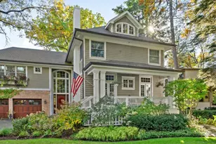 611 Elmwood Ave, Wilmette, IL 60091 - Photo 2