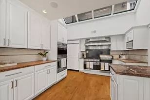 611 Elmwood Ave, Wilmette, IL 60091 - Photo 12