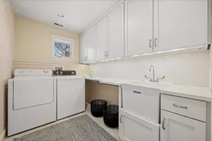 611 Elmwood Ave, Wilmette, IL 60091 - Photo 30