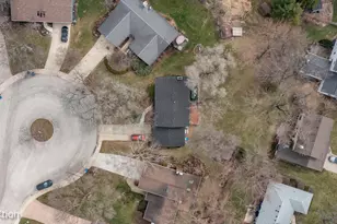 249 Surrey Rd, Bartlett, IL 60103 - Photo 26