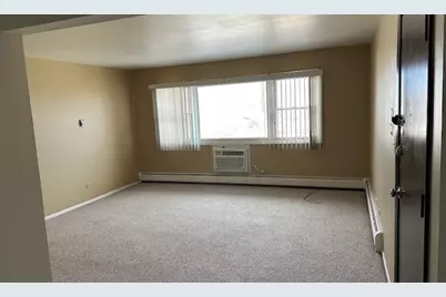 2111 Division Street, Melrose Park, IL 60160 - Photo 2