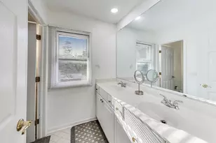 1110 S Plum Tree Ln, Palatine, IL 60067 - Photo 16