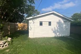 1703 Hermon Ave, Zion, IL 60099 - Photo 32